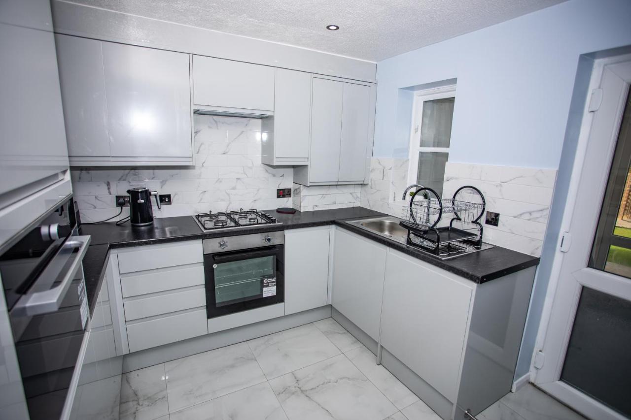La Vida In Casa Hotel Thamesmead  Екстериор снимка