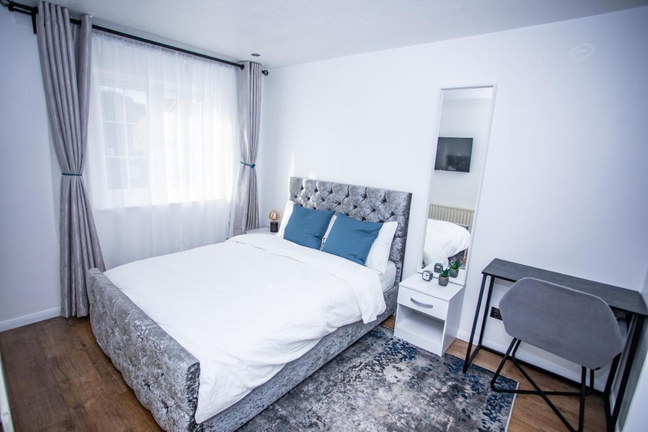La Vida In Casa Hotel Thamesmead  Екстериор снимка