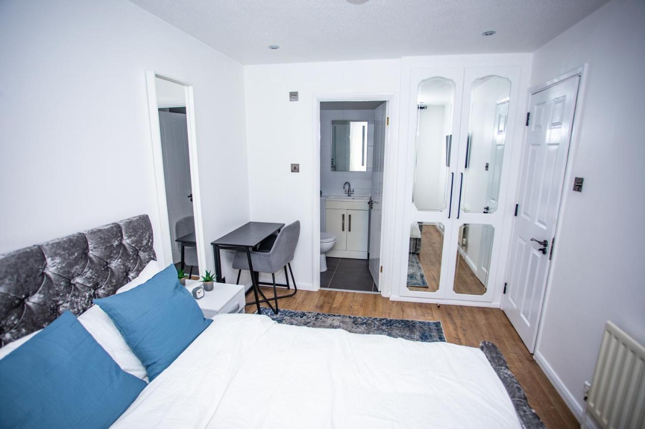 La Vida In Casa Hotel Thamesmead  Екстериор снимка